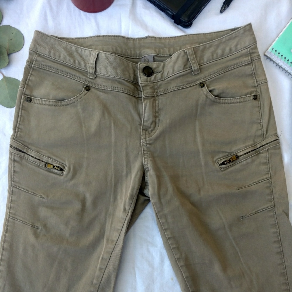Primark Olive Green Skinny Jeans w Zipper Pockets